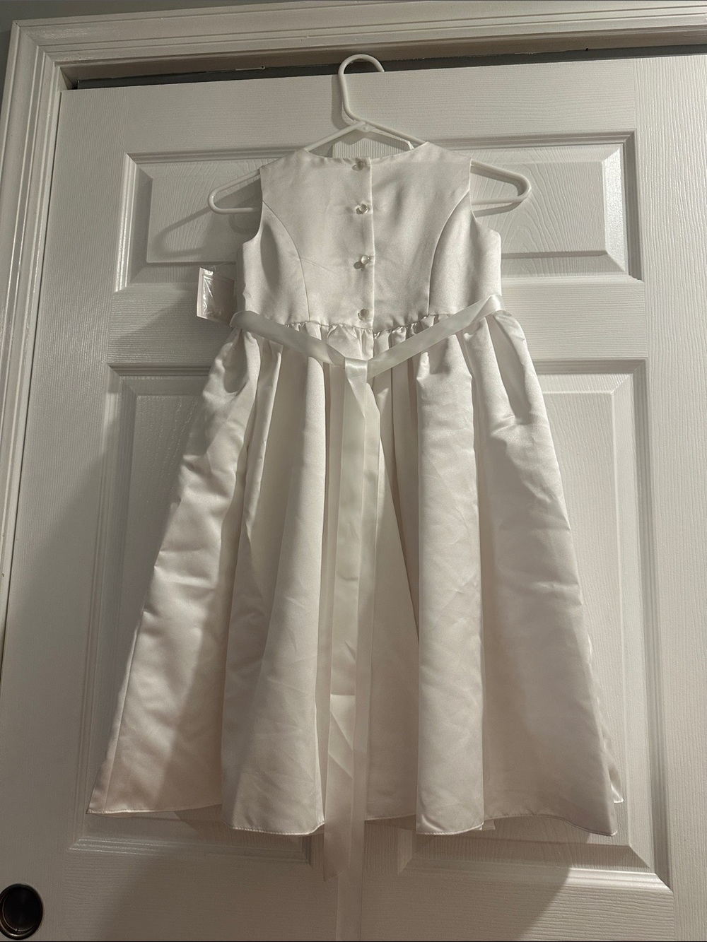 David's Bridal White Satin Girls' Formal Dress (Flower Girl or Communion) - Picture 3 of 4